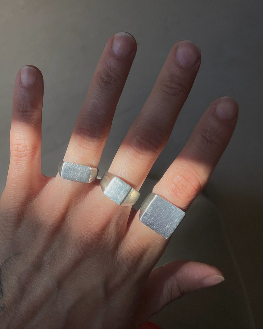 Anillo Cuadrado Minima <i>talla 14</i>