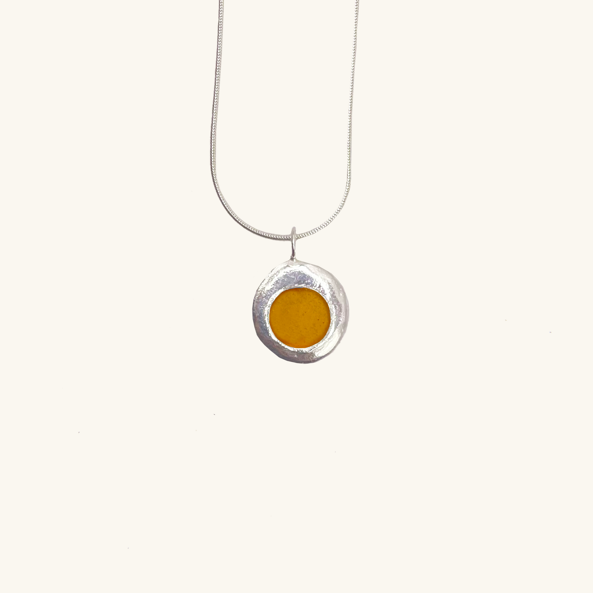 Collar Gigil Naranja