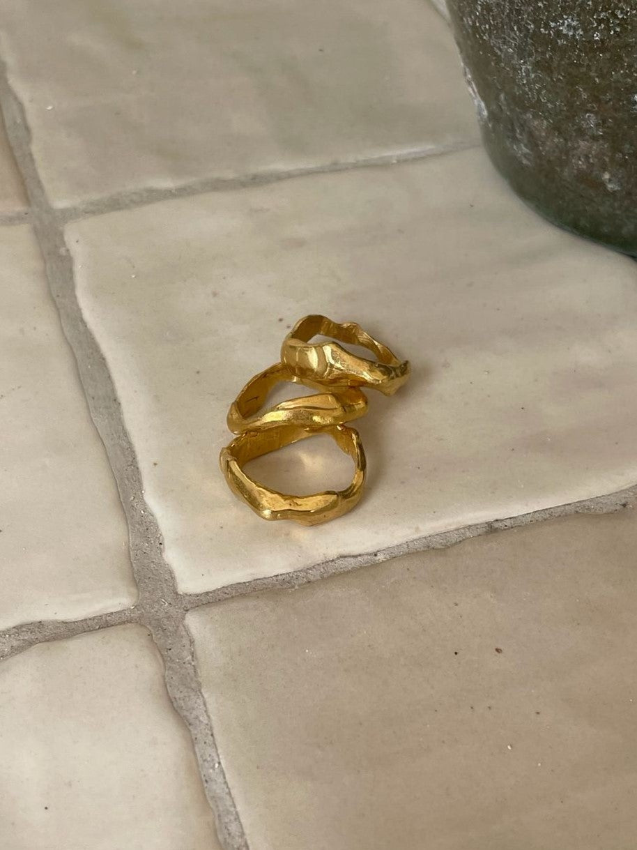 Anillo Atishaya <i>talla 14</i>